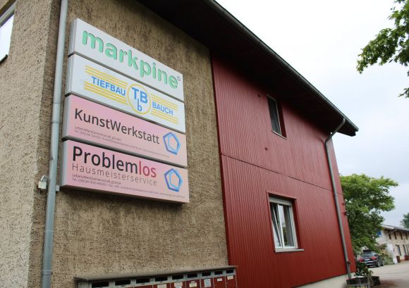 Unsere Kunstwerkstatt und Hausmeisterservice am Standort Alt-Schönow 2a.